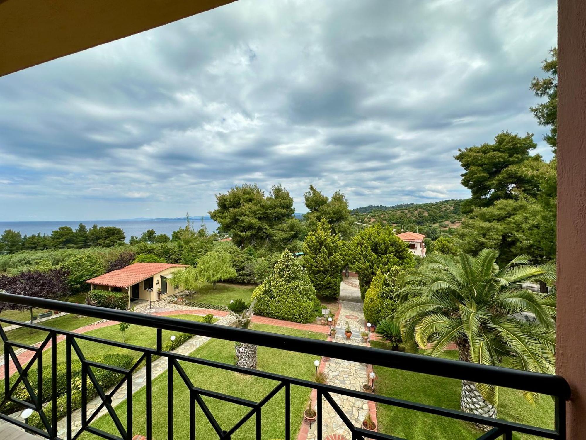 Agrili Apartments & Rooms Elia Nikitis Ngoại thất bức ảnh
