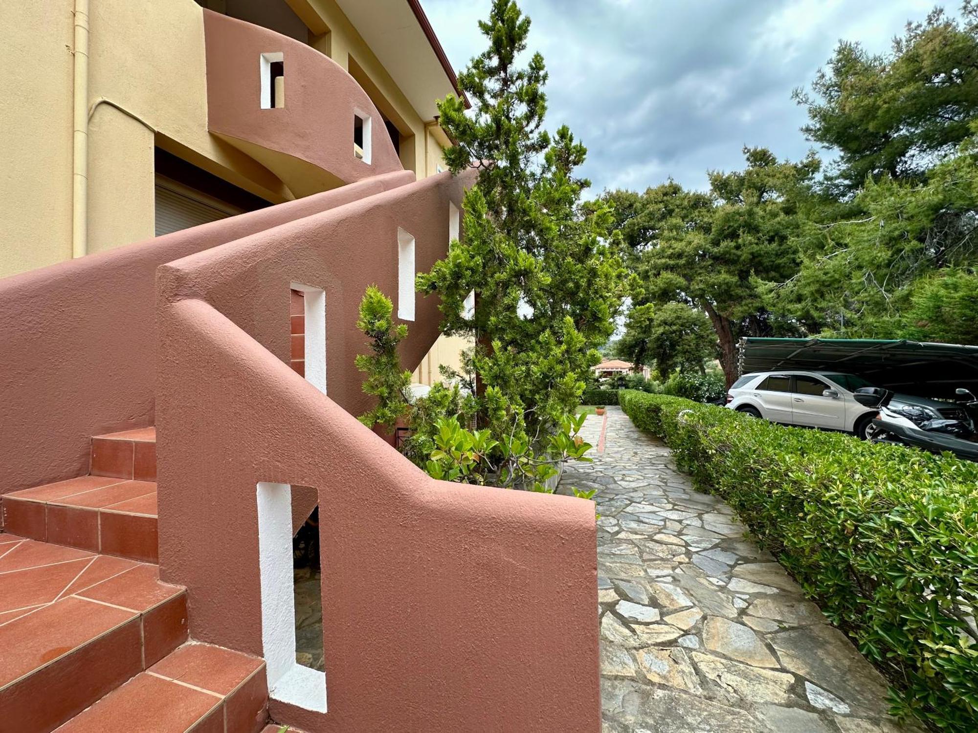 Agrili Apartments & Rooms Elia Nikitis Ngoại thất bức ảnh